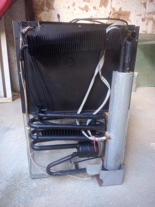 Nevera trivalente Electrolux