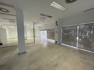 Local comercial en alquiler en Ensanche en Alcalá de Henares