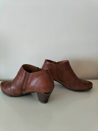 Botines Pikolinos Marrones con Cremallera