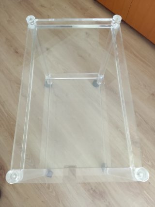 Camarera de  metacrilato y cristal