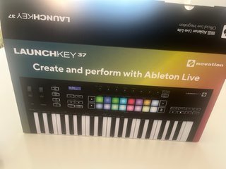 Novation Launchkey 37 MK4 - Como nuevo
