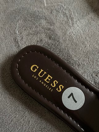 Sandalias slide Guess marron Talla 37.5