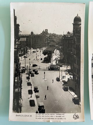 12 Postales Antiguas: Montserrat y Barcelona