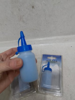3 botes de azulete para albañil