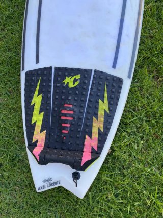 Tabla de surf Pukas AXEL LORENTZ  DARK INNCA