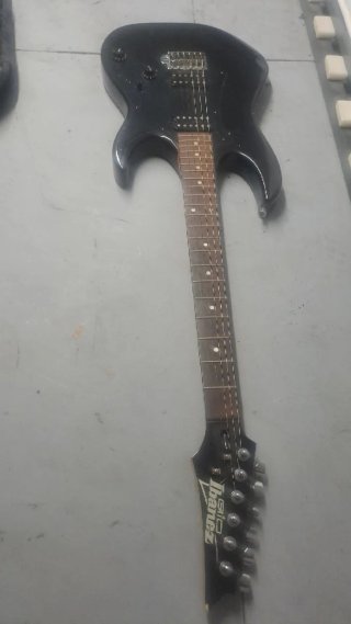 Guitarra Ibanez GIO Negra