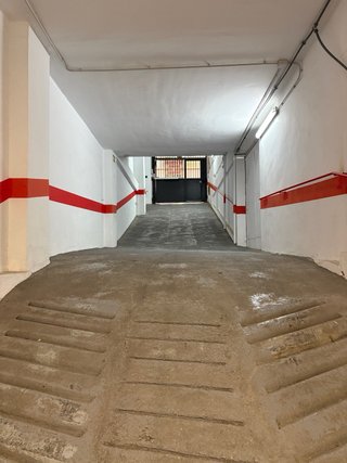 ALQUILER PLAZA MOTO CENTRO SANTA CRUZ C. BENAVIDES