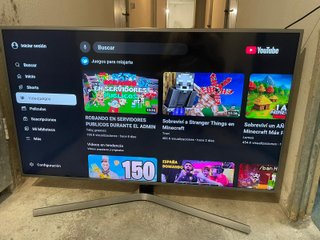 Samsung 43" 4k UHD Smart TV Como Nueva