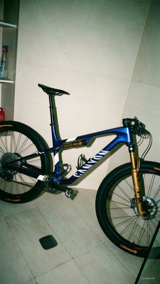 Canyon Lux World Cup