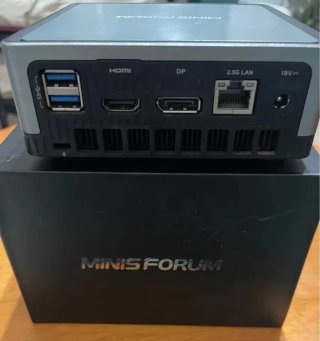 Minisforum UM700 Mini PC