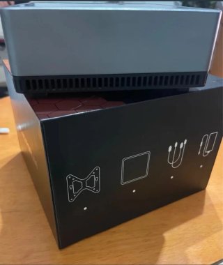 Minisforum UM700 Mini PC