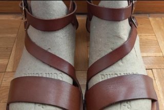 Sandalias romanas 100% piel Aplauso