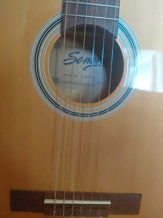 Guitarra Clásica Sonora Cadete + Funda