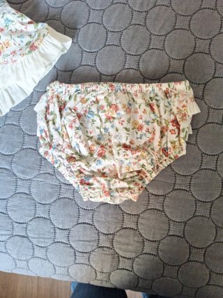 Vestido y braguita floral niña 9 meses