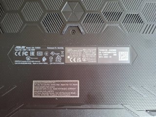 Portátil Gaming ASUS FX506H Negro, maletin regalo