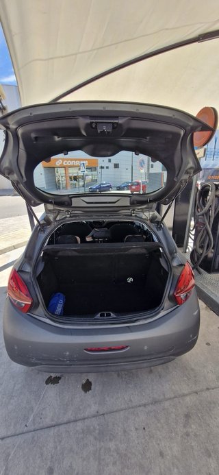 Peugeot 208 2017