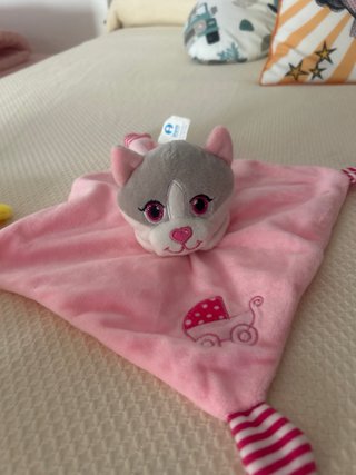 Peluche Doudou perro rosa bebé