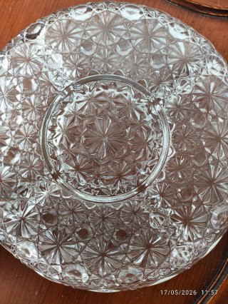 Plato entremesero cristal tallado