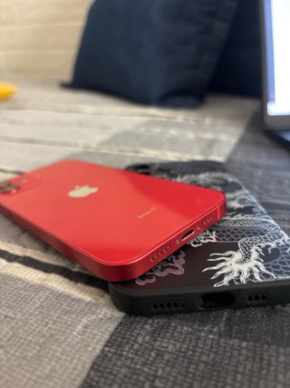 iPhone 12 128GB Rojo 76% Batería