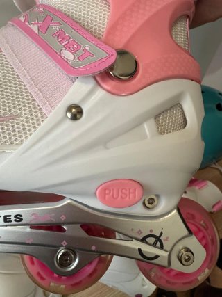 Juego Patines en Línea Rosas Talla Ajustable