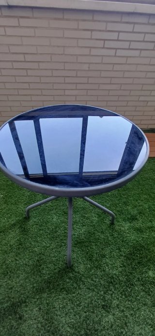 Mesa redonda de jardín cristal y metal