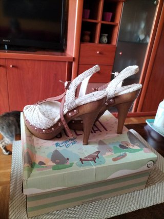 Sandalias Coolway Beige y Rosa Tacón Alto