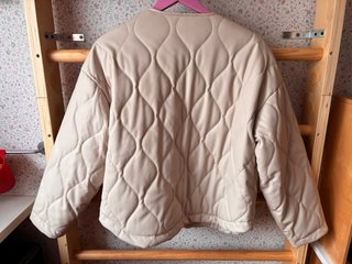 Chaqueta efecto piel Zara oversize beige