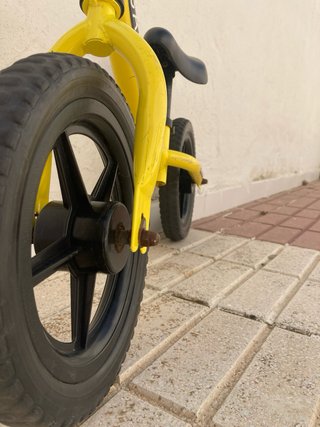 Bici de equilibrio SAWYER amarilla