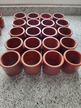 38 Barattoli di terracotta per dessert