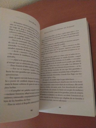 Novela  "Blancanieves y la leyenda del cazador"