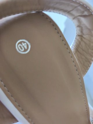 Zapatos de tacón blancos talla 40