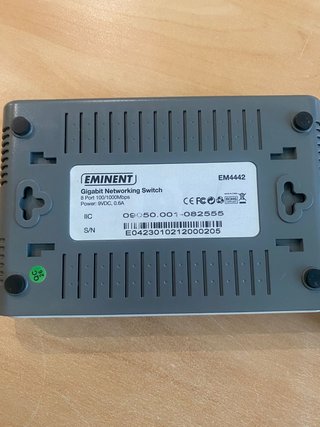 Switch Gigabit 8 Puertos Eminent EM4442