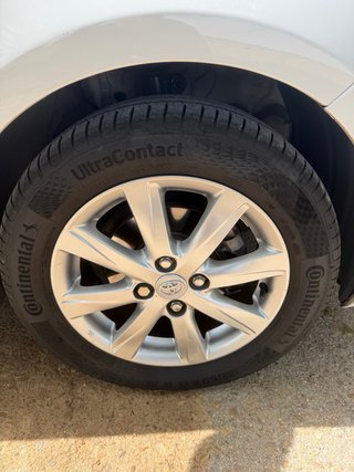 Toyota Yaris 2013