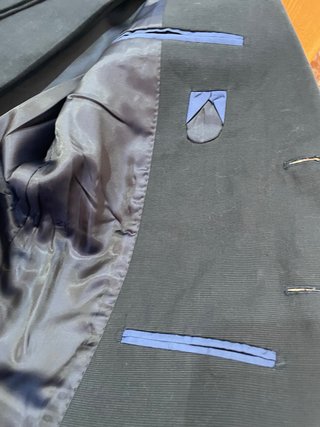 Abito formale da uomo con giacca nera