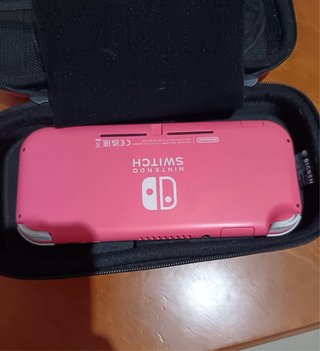 Nintendo Switch Lite Rosa + Custodia + Animal Crossing