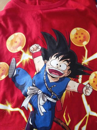 2 Camisetas Dragon Ball XXL Roja y negra.