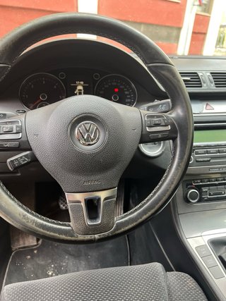 Volkswagen Passat 2010