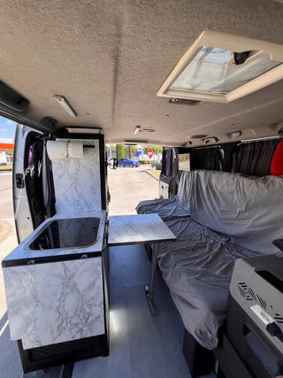 Opel Vivaro 2003 1.9 CDTI Camper