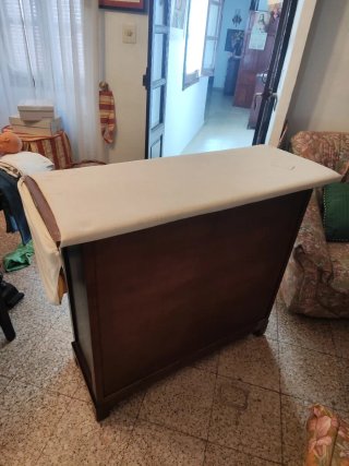 Mueble de plancha con cesto y cajón