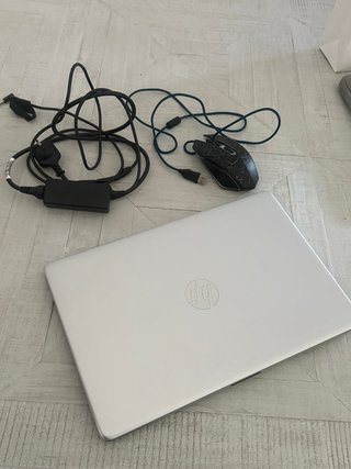 HP Ryzen 7 4700U Plata