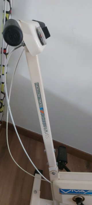 Bicicleta Estática con Resistencia Ajustable