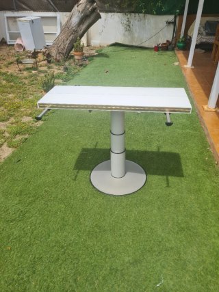 Mesa elevable camper alta calidad