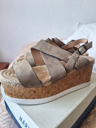 Sandalias Marypaz Beige verdoso Talla 38