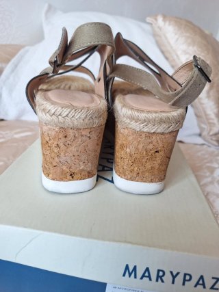 Sandalias Marypaz Beige verdoso Talla 38