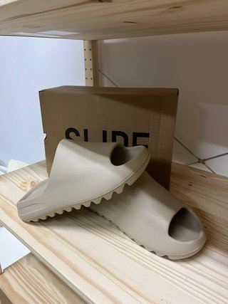 Adidas Yeezy Slide Beige