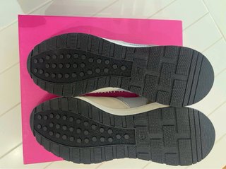 Zapatillas Mascaró grises y plateadas sin estrenar