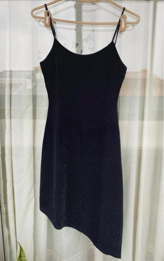 Vestido fiesta brillo asimétrico