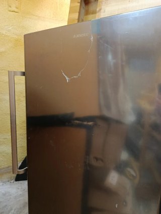 nevera pequeña/mediana de una puerta marca Jocel,