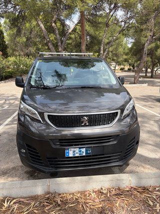 Peugeot Expert Combi BlueHDi 150 camperizada – 8 p