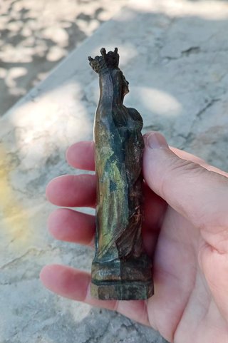 Figura Nossa Sra. de Lourdes Coroada